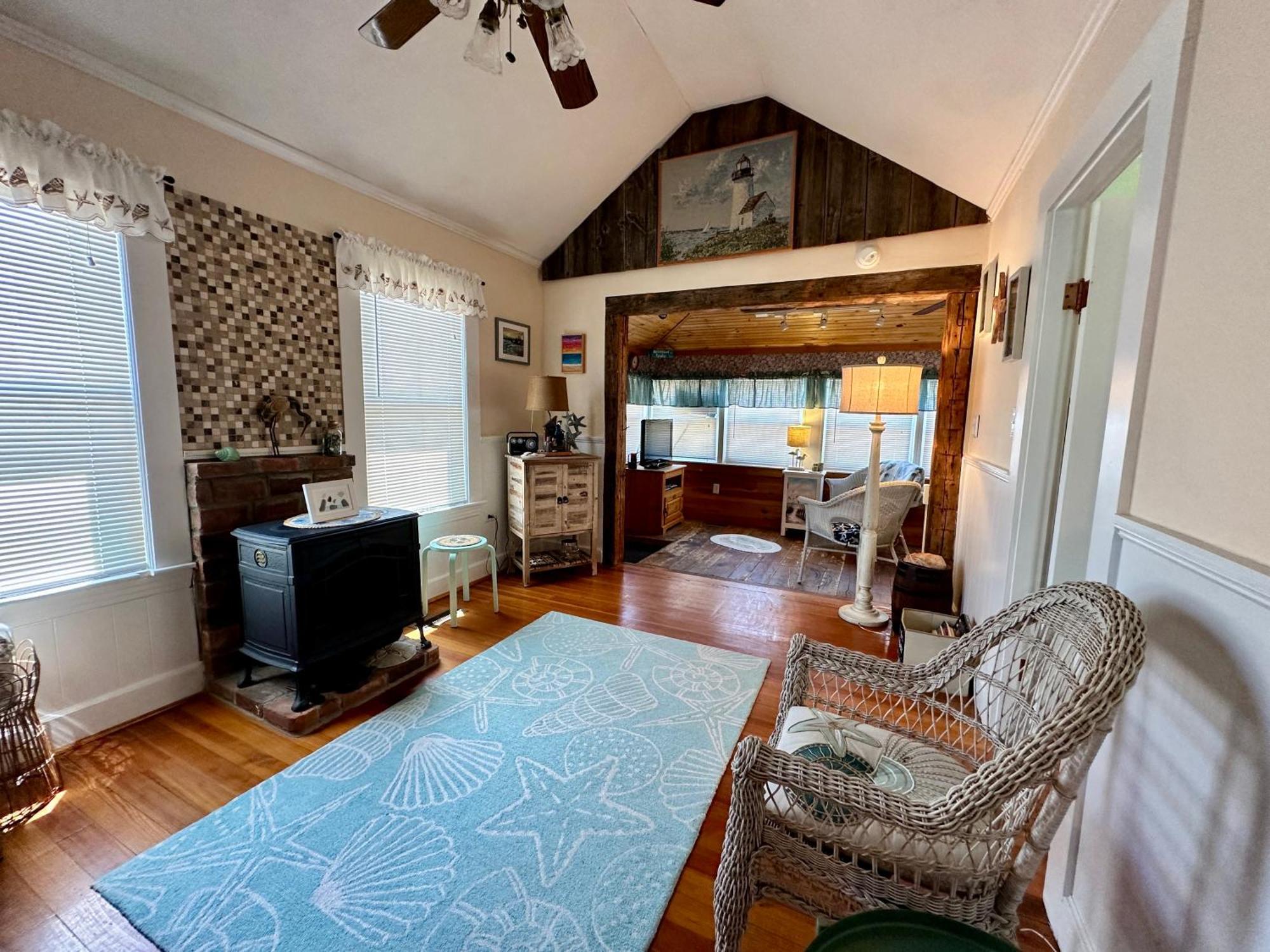 7 Beachside Inn Хэмптон Экстерьер фото